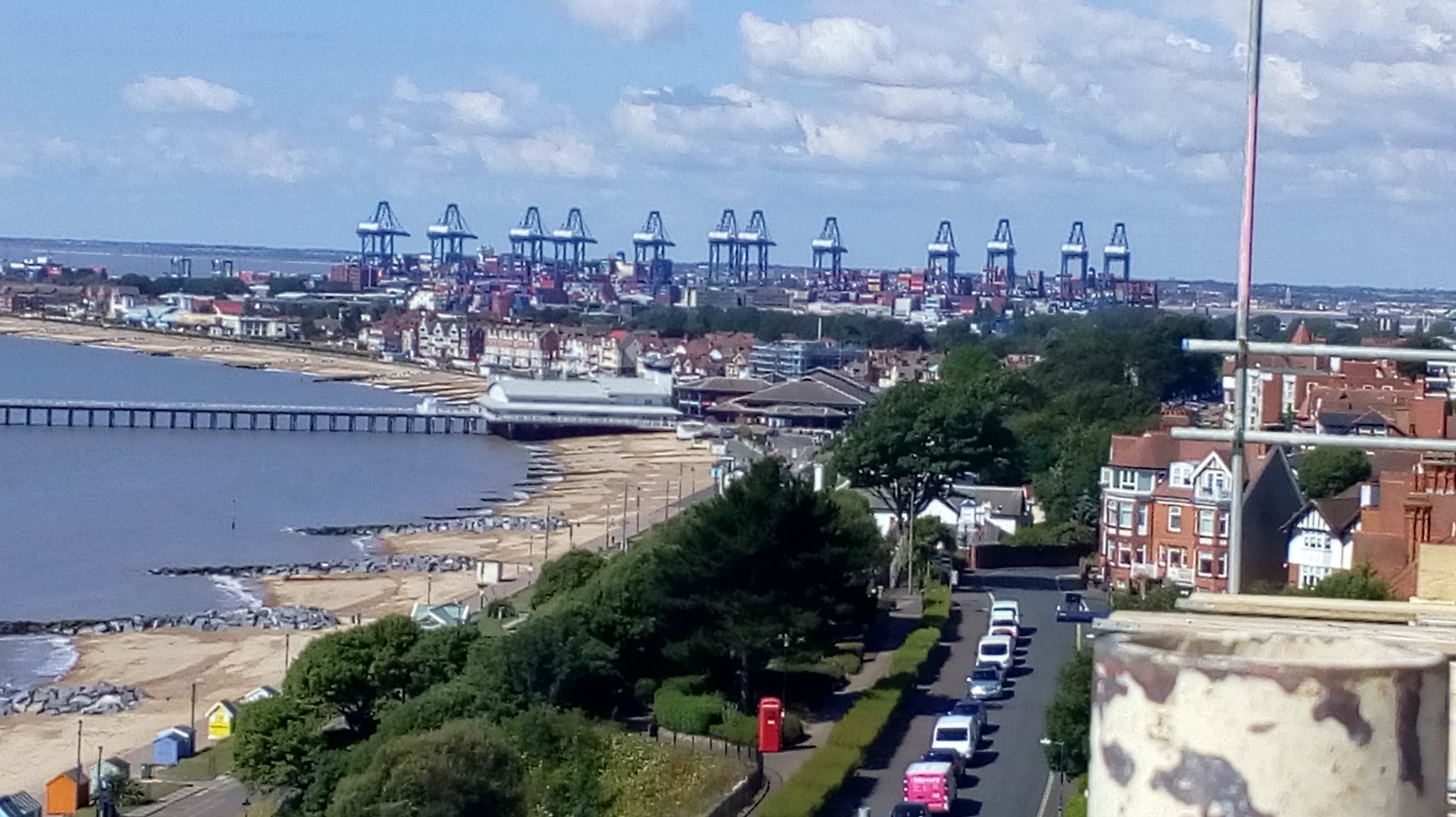 RJ Crane Hire crane lifting windows in Felixstowe